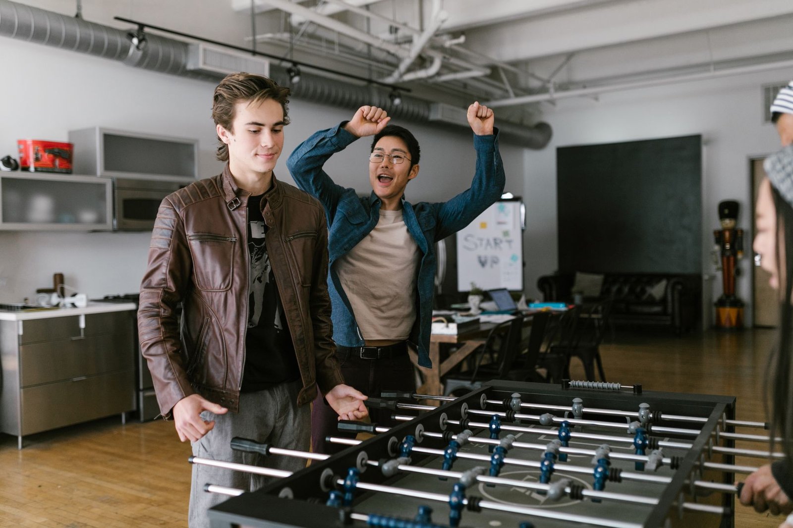 The Unlikely Comeback of Board Games: Why Millennials and Gen Z Are Playing Again