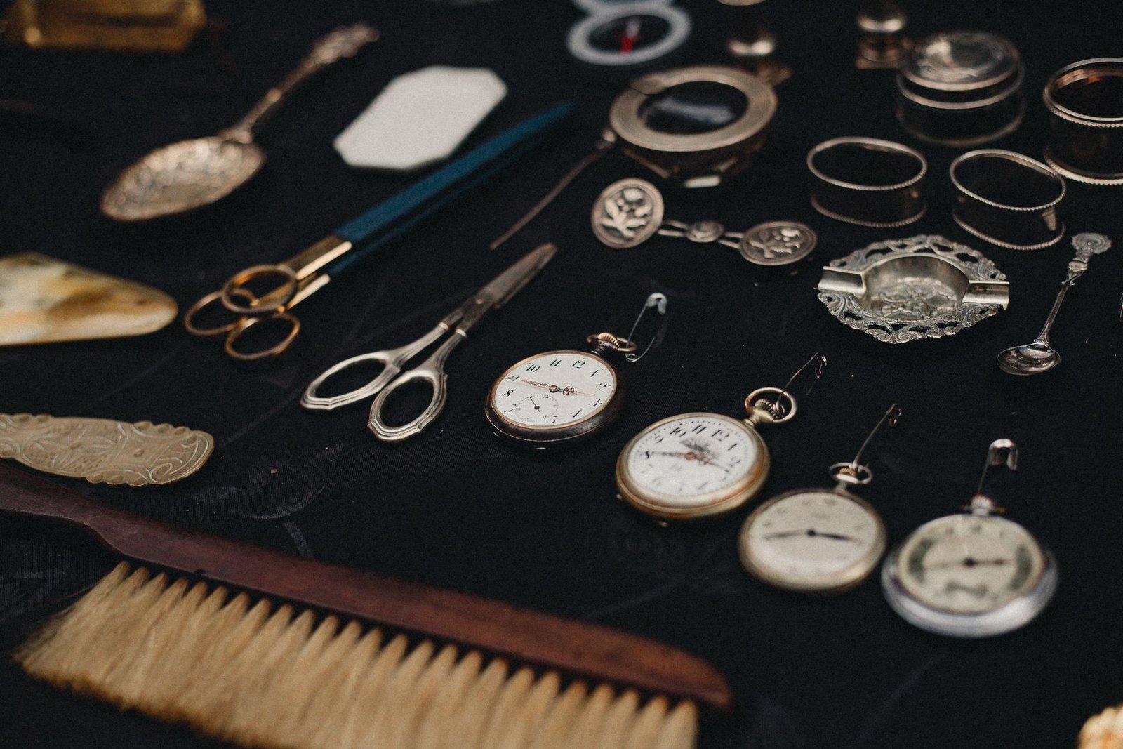 The Underrated Icons: Exploring the Appeal of Less-Famous Luxury Watches