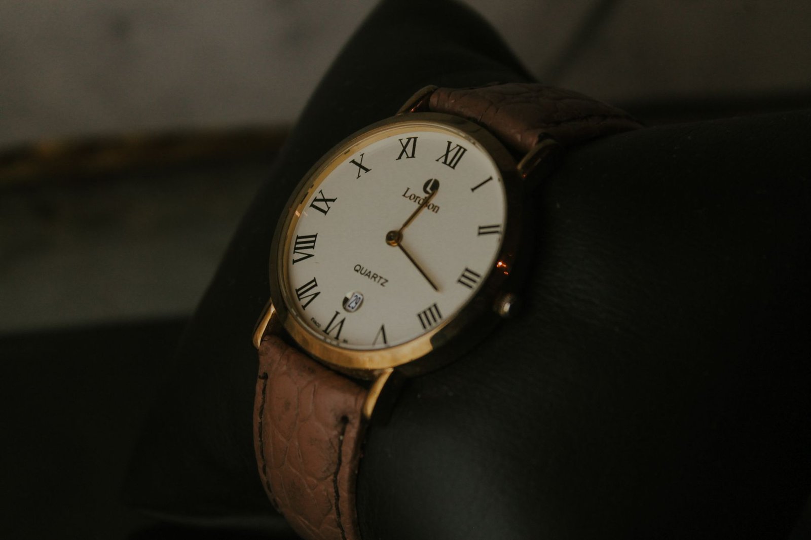 The Secret Life of Vintage Watch Bezels: More Than Just a Rotating Ring