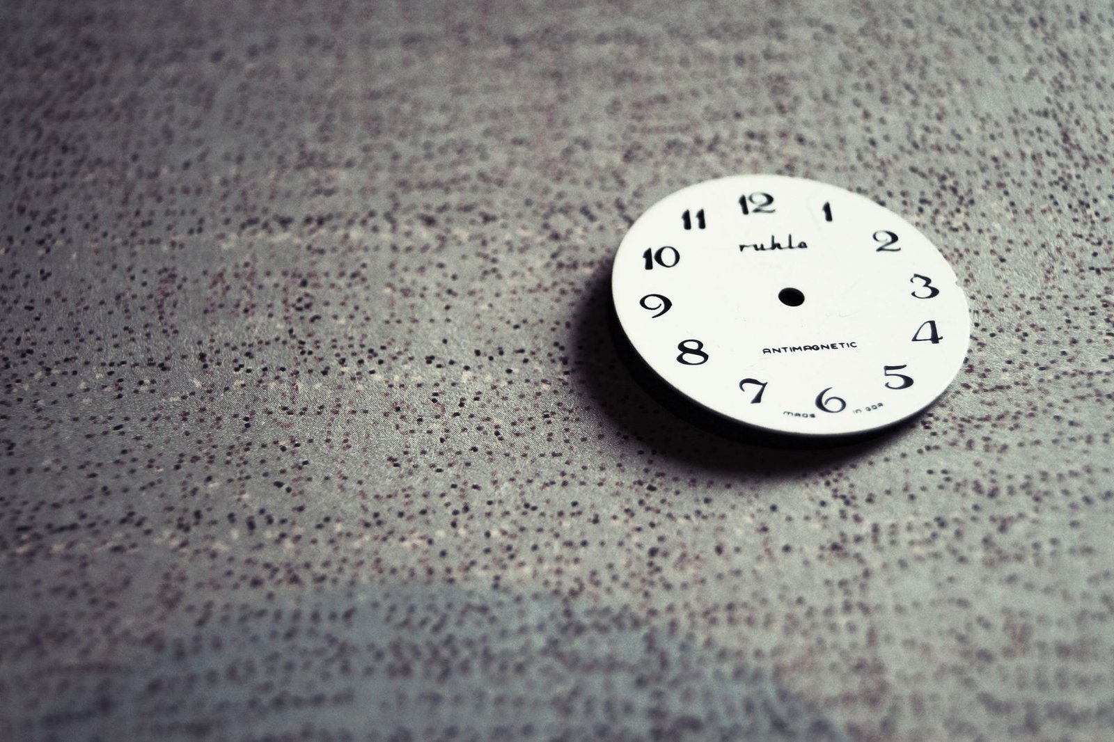 Beyond the Brand: Why Patina Makes Vintage Watches Irresistible