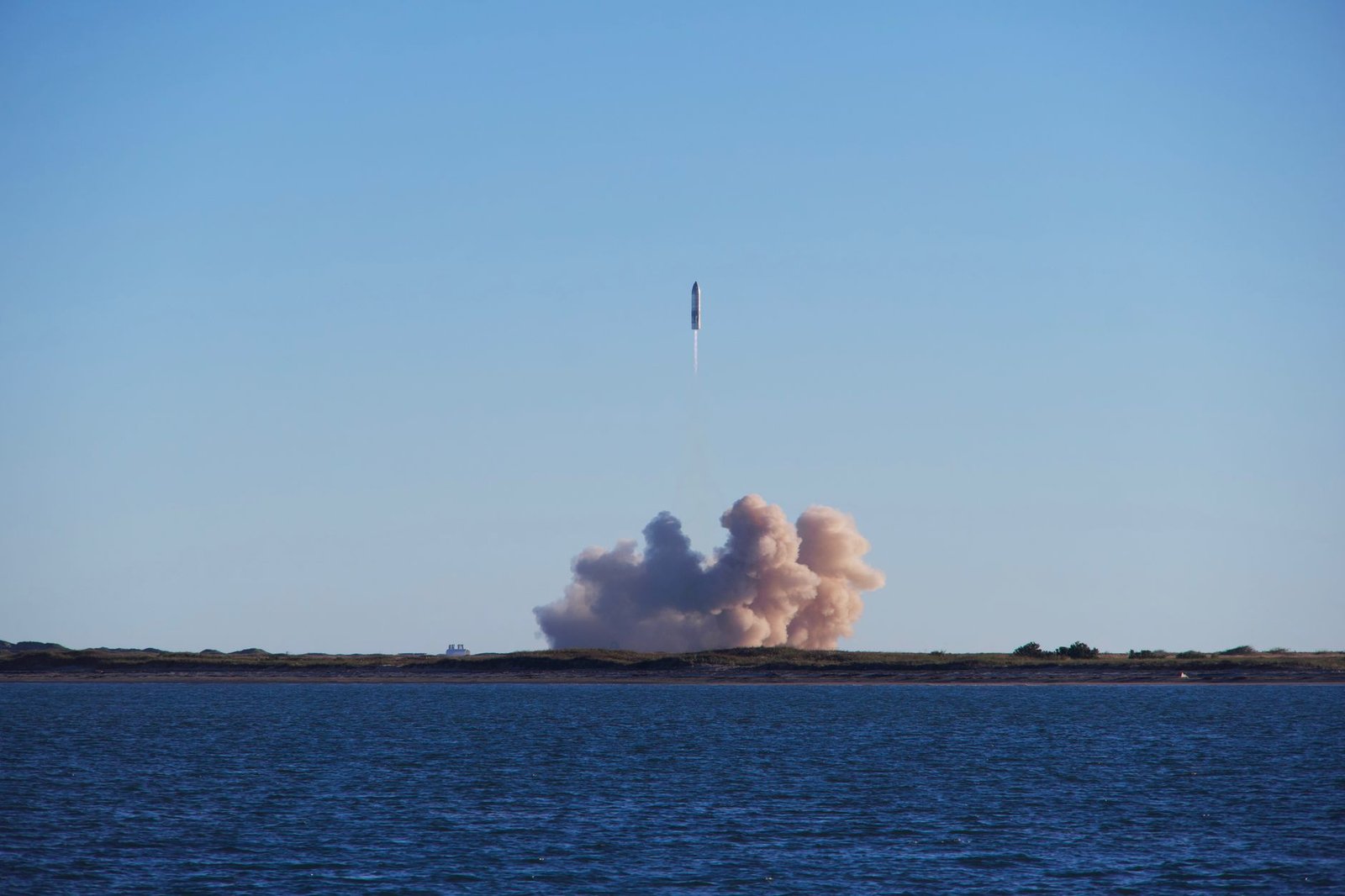 The 2026 Space Race: Who's Leading the Private Sector Charge?